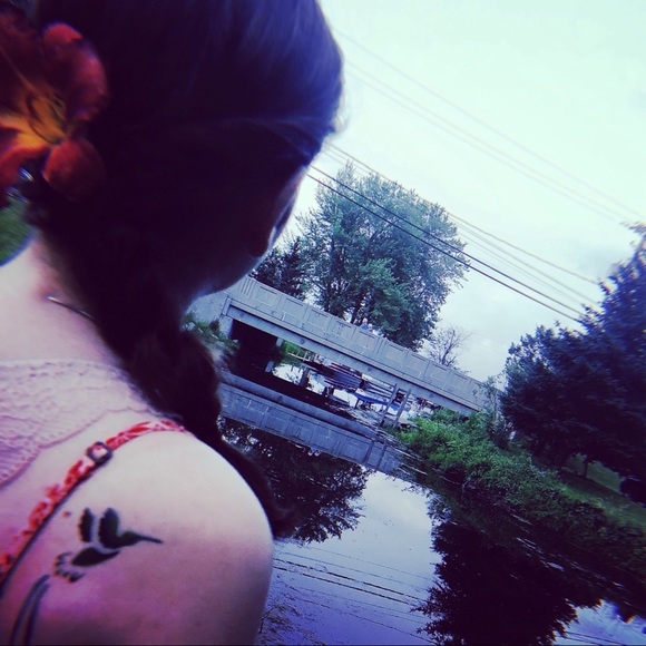 Meet your Posher, Raeanna - Picture 1 of 1